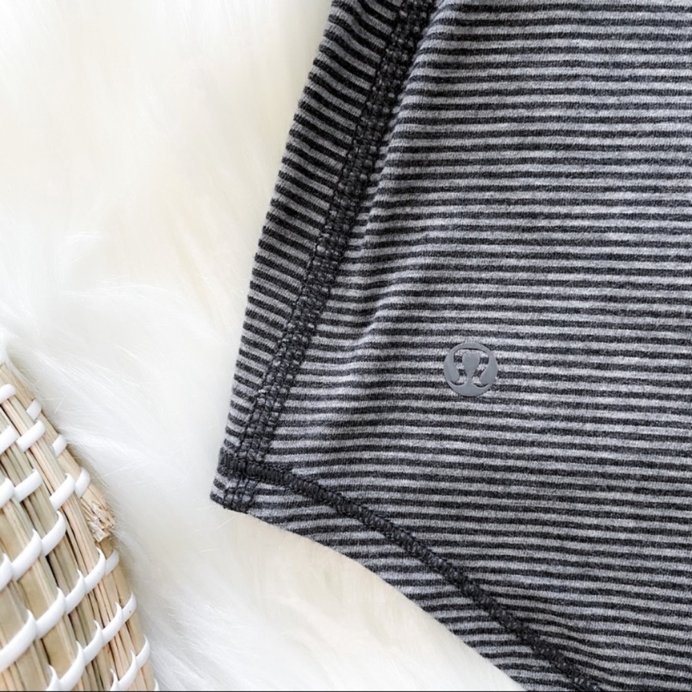 Grey Strappy Lululemon Tank - Picture 5 of 5